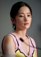 Jeon Jong-seo desnuda