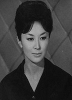 Keiko Kishi desnuda