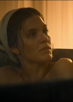 Miriam Fussenegger desnuda
