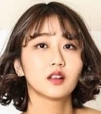 Yoo Ji-won desnuda