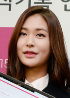 Yoo-jin Jeong desnuda