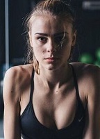 Yuliya Levchenko desnuda