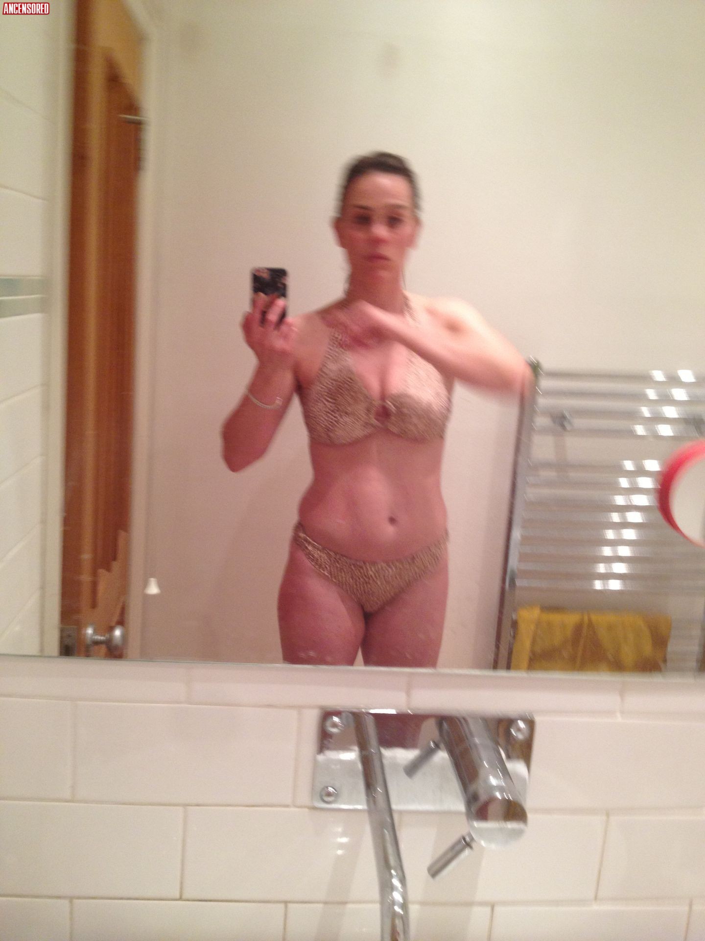 Jill Halfpenny Nude Pics Página 1