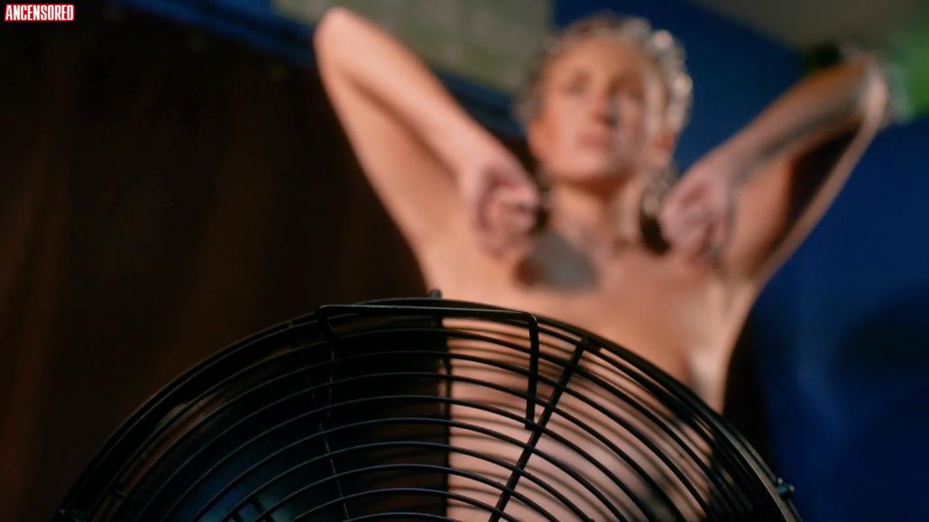Kate Lyn Sheil nude pics.