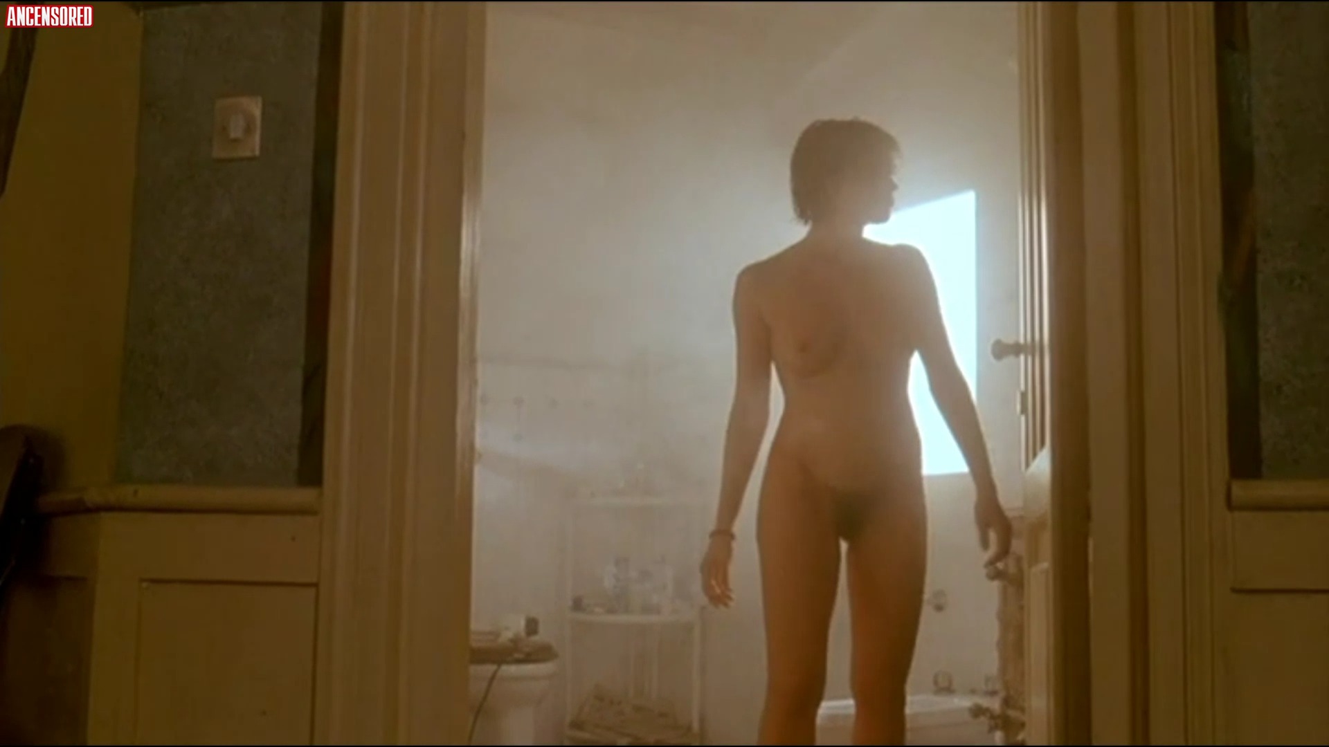 Isabella Ferrari Desnuda En Willy Signori E Vengo Da Lontano