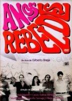 Anos Rebeldes 1992 película escenas de desnudos