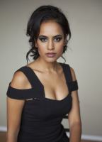 Agam Darshi desnuda