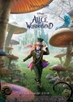 Alice in Wonderland 2010 película escenas de desnudos