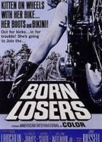 The Born Losers escenas nudistas