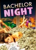 Bachelor Night (2014) Escenas Nudistas