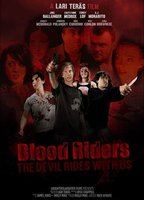 Blood Riders: The Devil Rides with Us escenas nudistas
