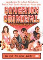 Conexión criminal (1986) Escenas Nudistas