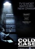 Cold Case 2003 película escenas de desnudos