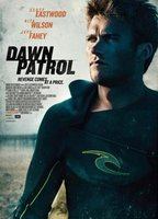 Dawn Patrol (2014) Escenas Nudistas