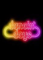 Dancin' Days 1978 - 1979 película escenas de desnudos