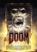 Doom (2005) Escenas Nudistas