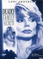 Deadly Family Secrets (1995) Escenas Nudistas