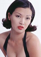 Deborah Lin desnuda