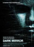 Dark Mirror (2007) Escenas Nudistas