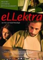 Ellektra (2004) Escenas Nudistas