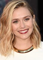 Elizabeth Olsen desnuda