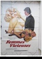 Femmes vicieuses (1975) Escenas Nudistas