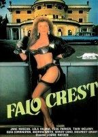 Falo Crest (1987) Escenas Nudistas