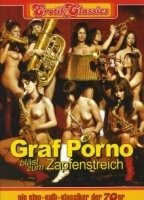 Graf Porno bläst zum Zapfenstreich (1970) Escenas Nudistas