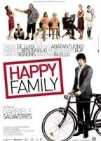 Happy Family (2010) Escenas Nudistas