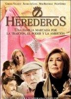 Herederos (2007-2009) Escenas Nudistas