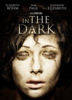 In the dark (2013) Escenas Nudistas