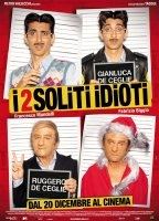 I 2 soliti idioti (2012) Escenas Nudistas
