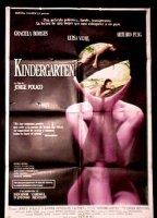 Kindergarten 1989 película escenas de desnudos