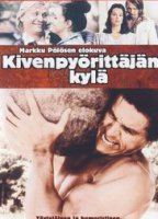 Kivenpyörittäjän kylä 1995 película escenas de desnudos