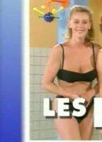 Les filles d'à côté 1993 película escenas de desnudos