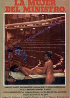 La mujer del ministro (1981) Escenas Nudistas