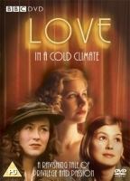 Love in a Cold Climate 2001 película escenas de desnudos