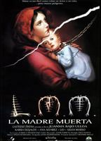 The Dead Mother (1993) Escenas Nudistas