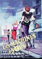 Les machines à sous (1976) Escenas Nudistas