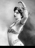 Mata Hari desnuda