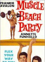 Muscle Beach Party 1964 película escenas de desnudos