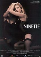 Ninette (2005) Escenas Nudistas