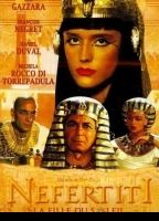 Nefertiti, figlia del sole 1995 película escenas de desnudos