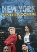 New York Undercover (1994-1998) Escenas Nudistas