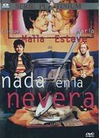Nada en la nevera (1998) Escenas Nudistas