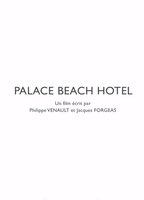 Palace Beach Hotel (2014) Escenas Nudistas