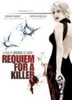 Requiem pour une tueuse (2011) Escenas Nudistas