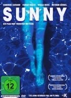 Sunny (2007) Escenas Nudistas
