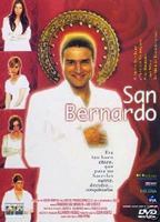 San Bernardo (2000) Escenas Nudistas