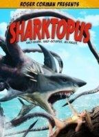 Sharktopus (2010) Escenas Nudistas